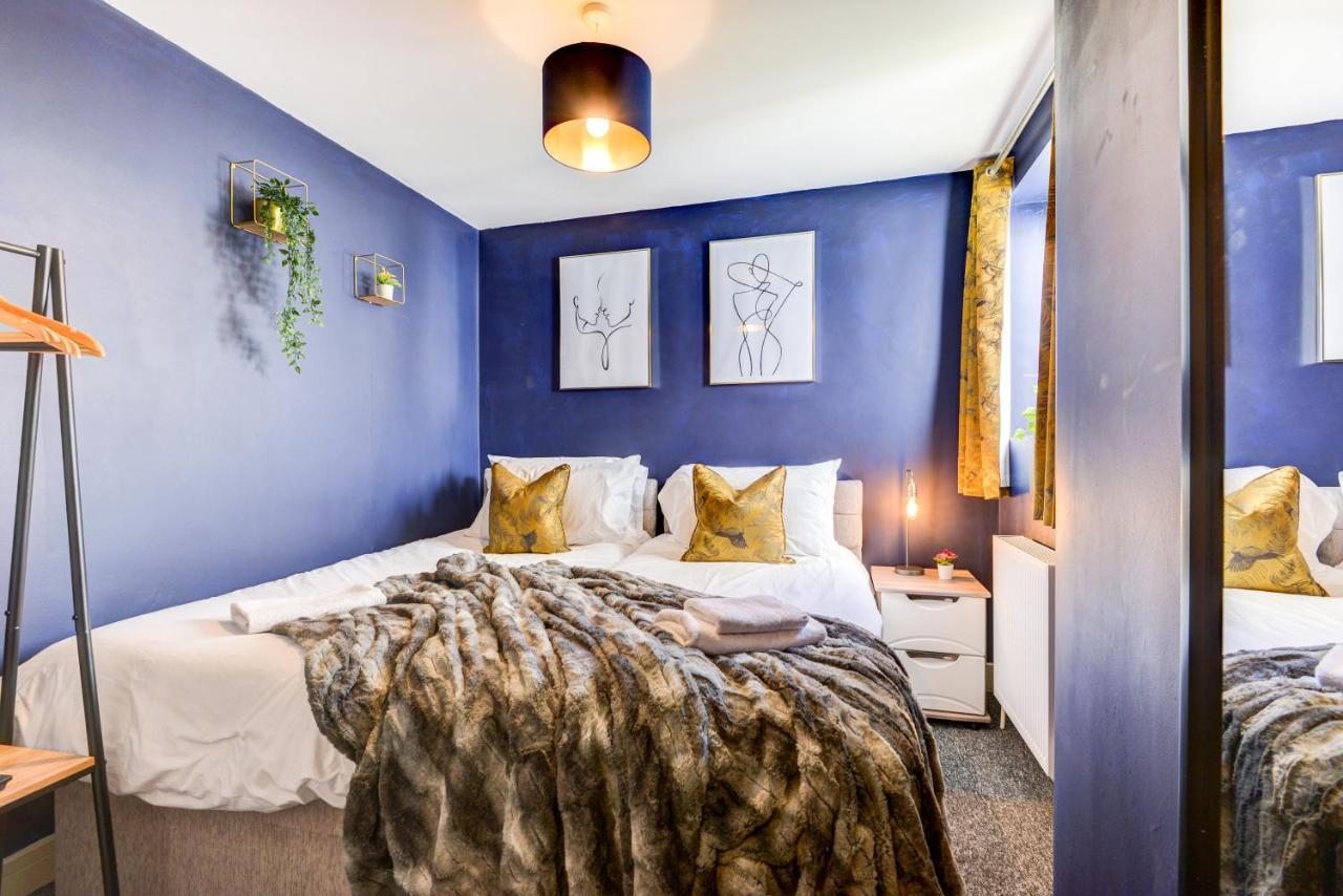 2 Bedroom Cosy Apartment, Powis Square - Appartement Hove