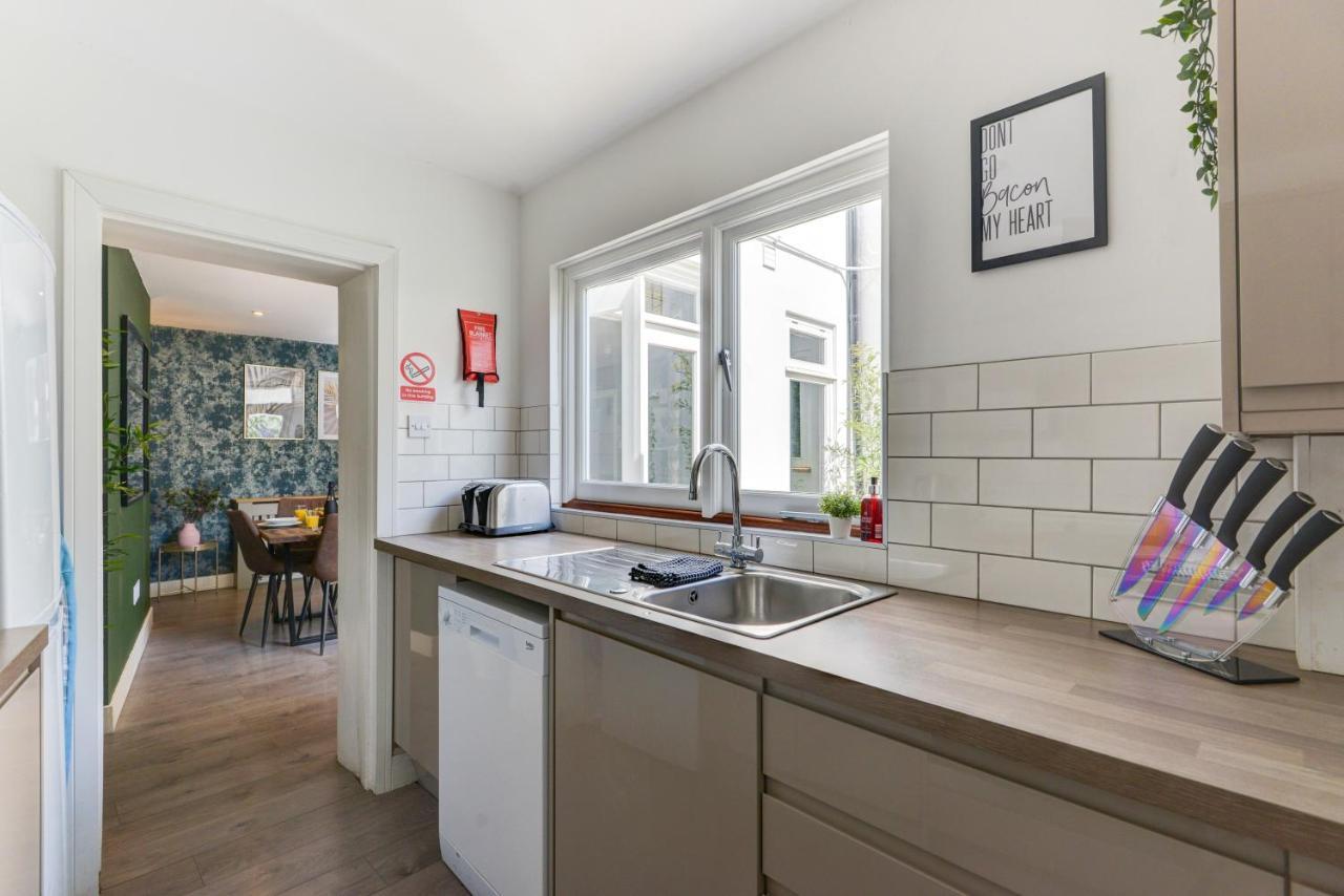 Appartement 2 Bedroom Cosy Apartment, Powis Square -